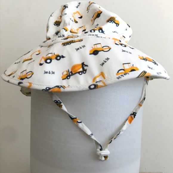 Kids' 2 Sun hats, sling bag, sunglasses (2-5 year old) - Picture 2 of 12